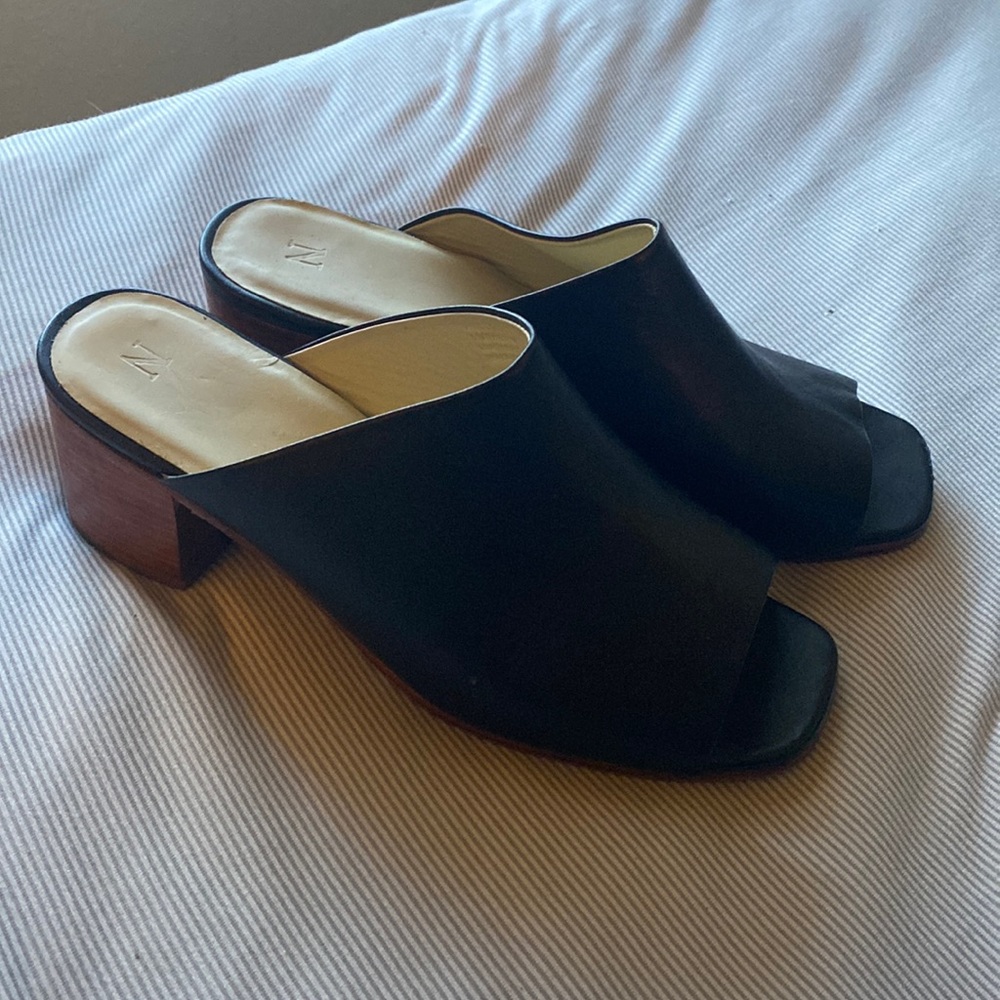 Nisolo Paloma Mule